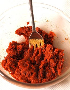 Understanding Red Factor and Ready Mix Colour Food for Fishing - Haith's UK