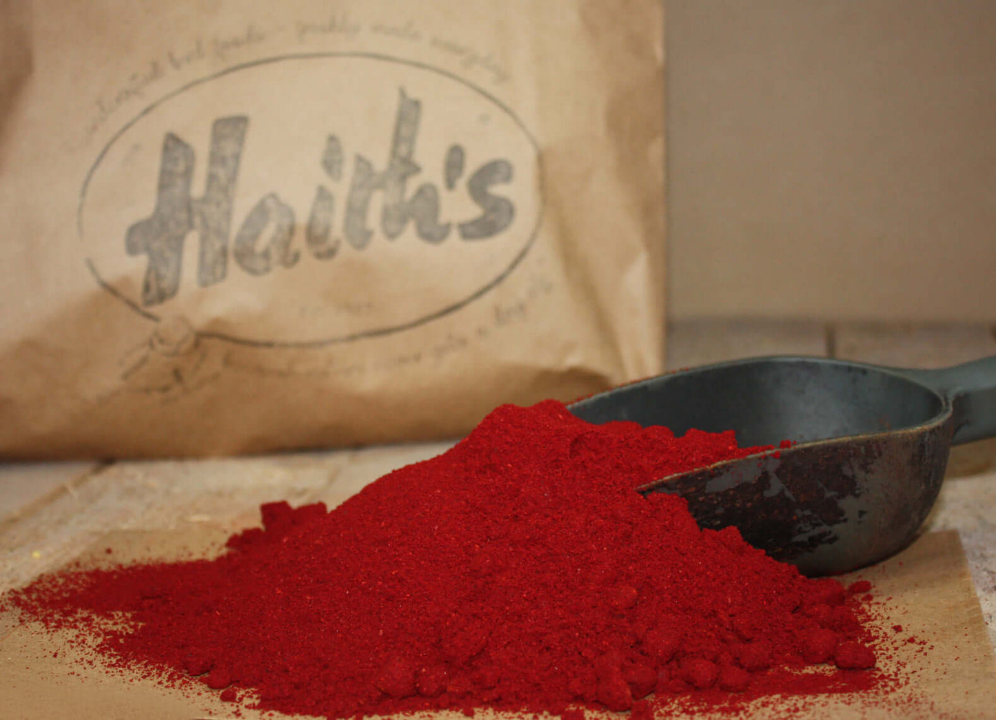 ROBIN RED® for natural colouring.