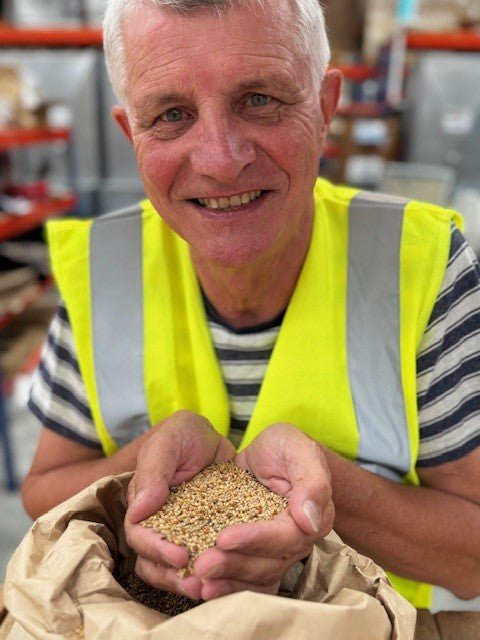 Chris Snell's 66 Budgie Mix - The Champion's Choice! - Haith's UK