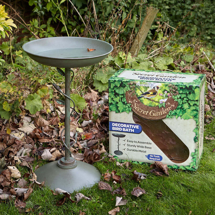 Decorative metal bird bath