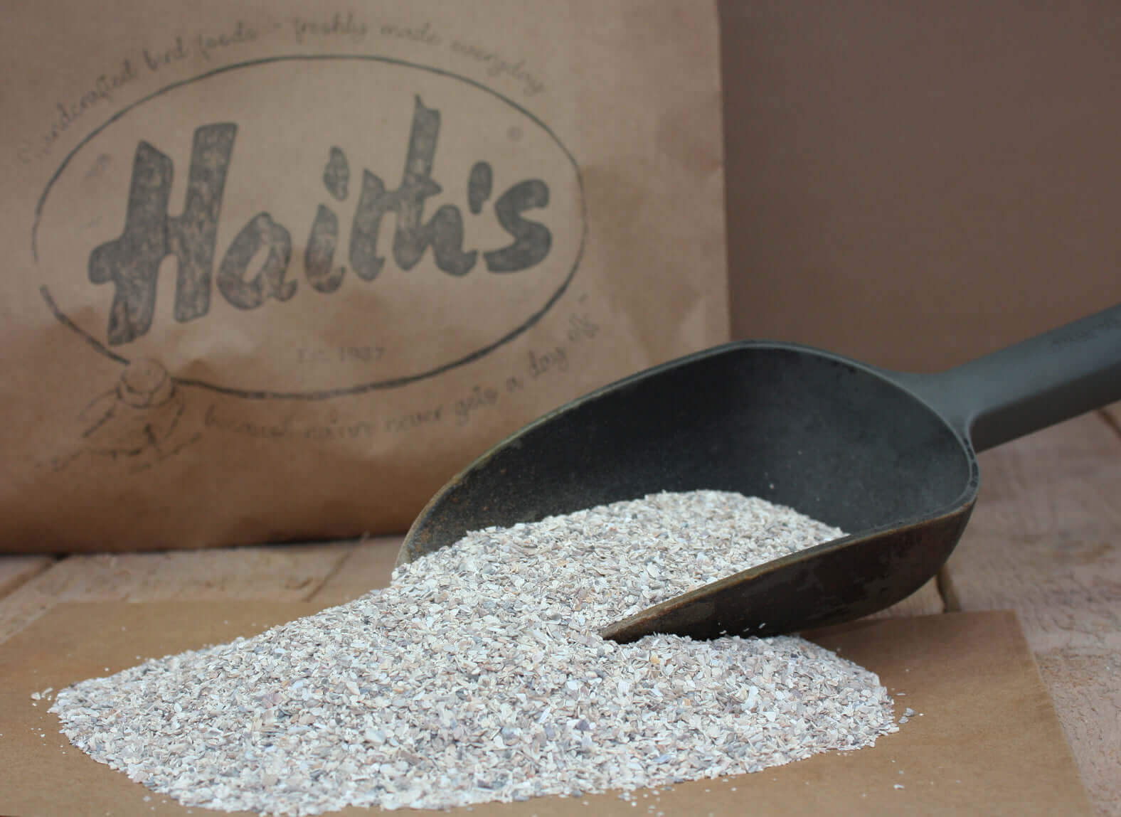 Fine Oystershell Grit for fishing - Haith's