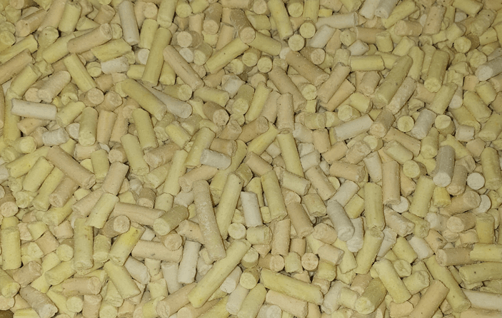 High energy suet pellets can be fed from a feeder or scattered around the garden