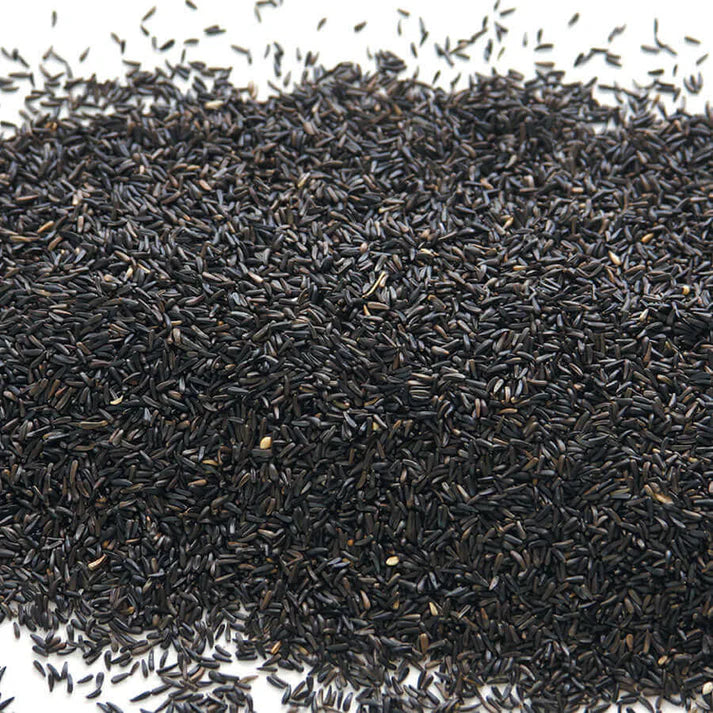 Loose niger seed. 
