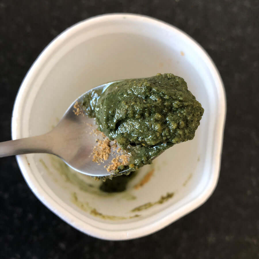 Paste made with ROBIN GREEN® with Spirulina (20%).