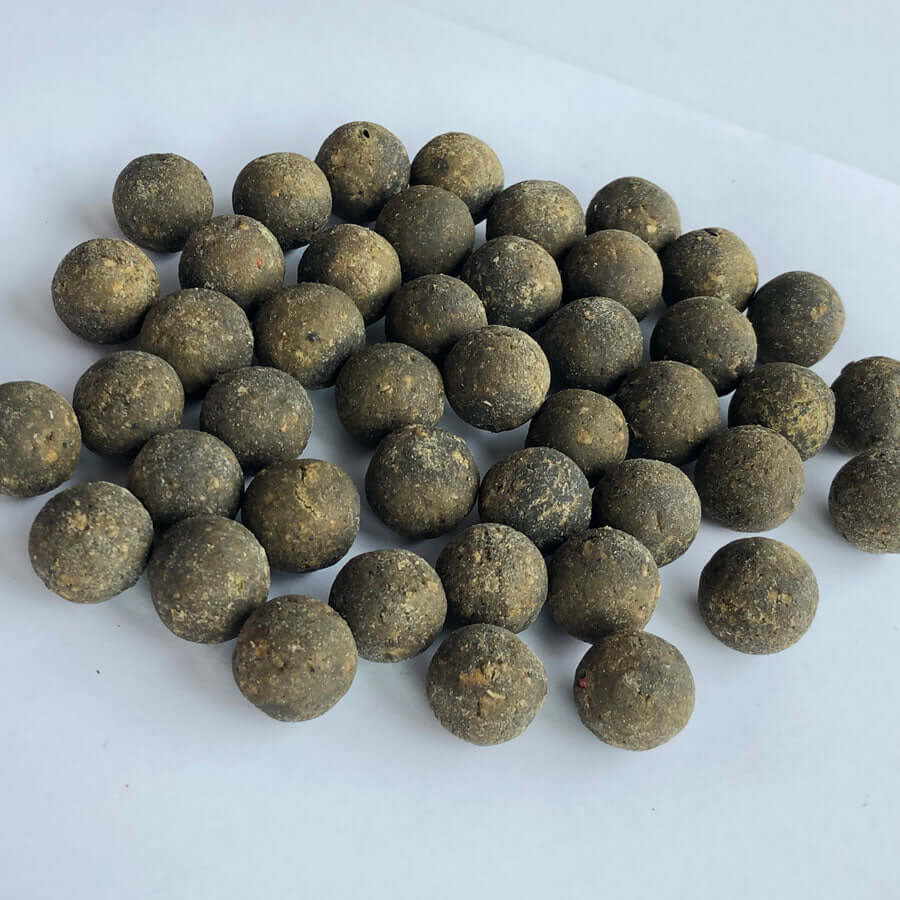 Made using Robin Green. Buy Robin Green direct from Haith's Baits or from one of our approved bait firms.