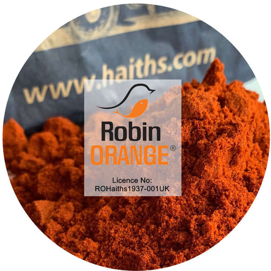NATURAL ROBIN ORANGE is a sweet and fruity fishing bait. It can be used throughout the year in any type of base mix, be it fishmeal- bird food- or milk protein-based. 
