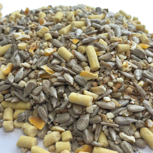 Huskfree advance with suet pellets no mess no waste  for garden birds available in weights of up to 20 kg