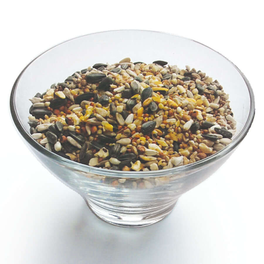 Contains Safflower & Sunflower Hearts making it a great mix for seed feeders