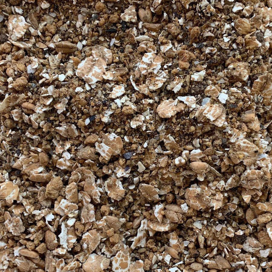 Haith's Hedgehog Food, a blend with good levels of carbohydrate-rich grains.